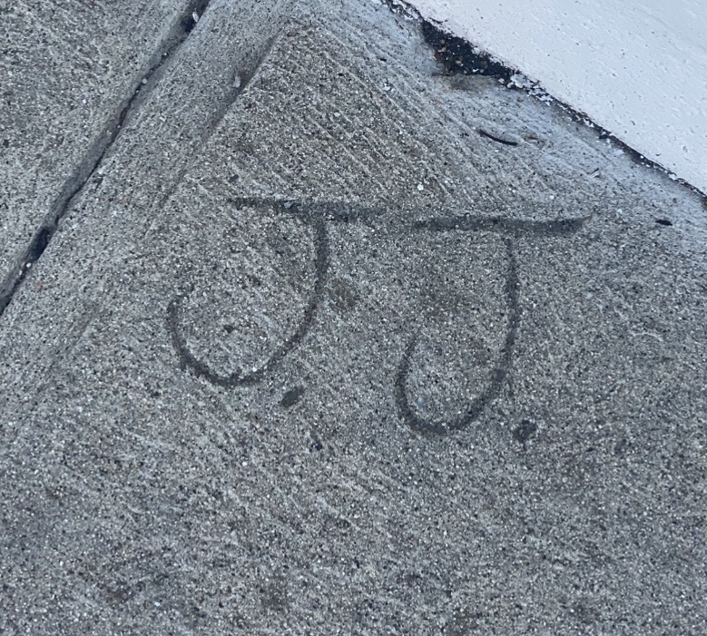 Robert Roman Empire tweet media