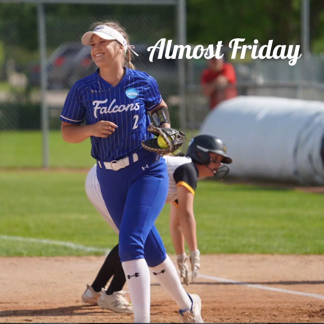 CUW Softball tweet media