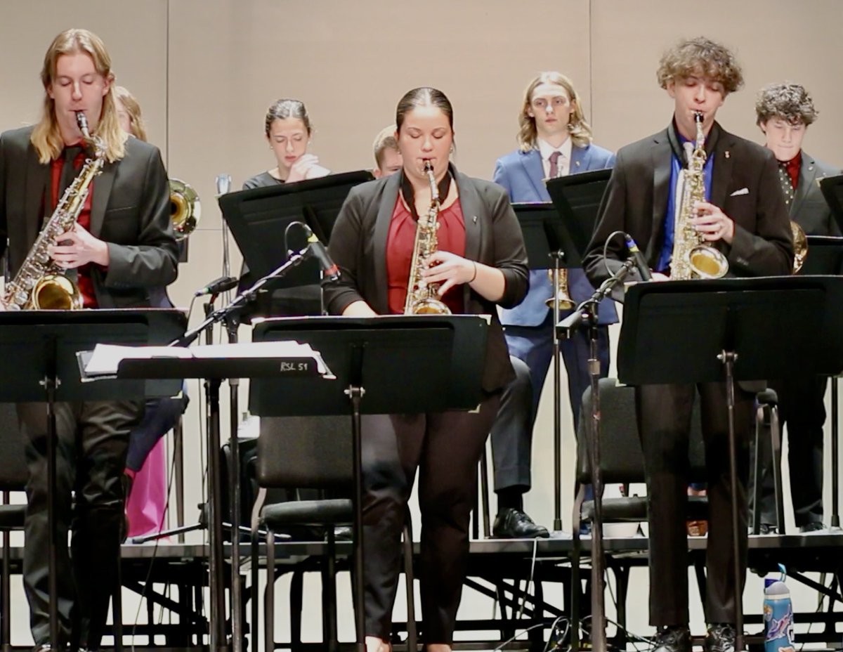 Xavier Bands tweet media