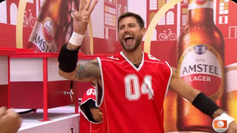 reactbrfut's tweet image. Meteu um hat-trick na edição do BBB 26.

Jogando como se fosse um interclasse, Jonas é o nome dele.