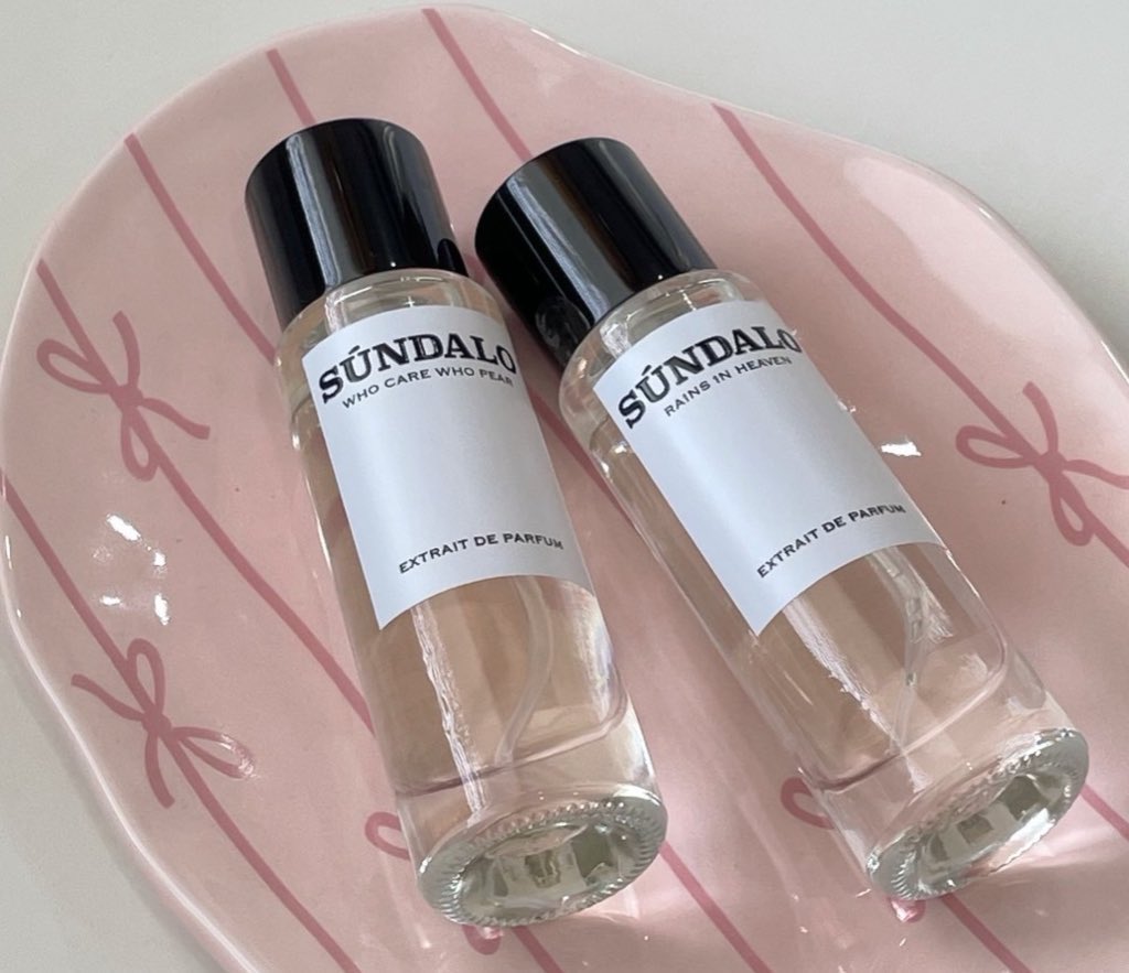 มาแปะโพย ‘น้ำหอมกลิ่น clean girl🩰🛋️🚿’ แบรนด์ไทยที่ชอบให้ค่ะ คือฟิลอาบน้ำวันละสิบรอบมีจริง แต่กลิ่นน่ารักกว่านั้น เฟรช โปร่ง ฟลอรอล มีทุกแนวเลย งบ 189-1,000💌🫒