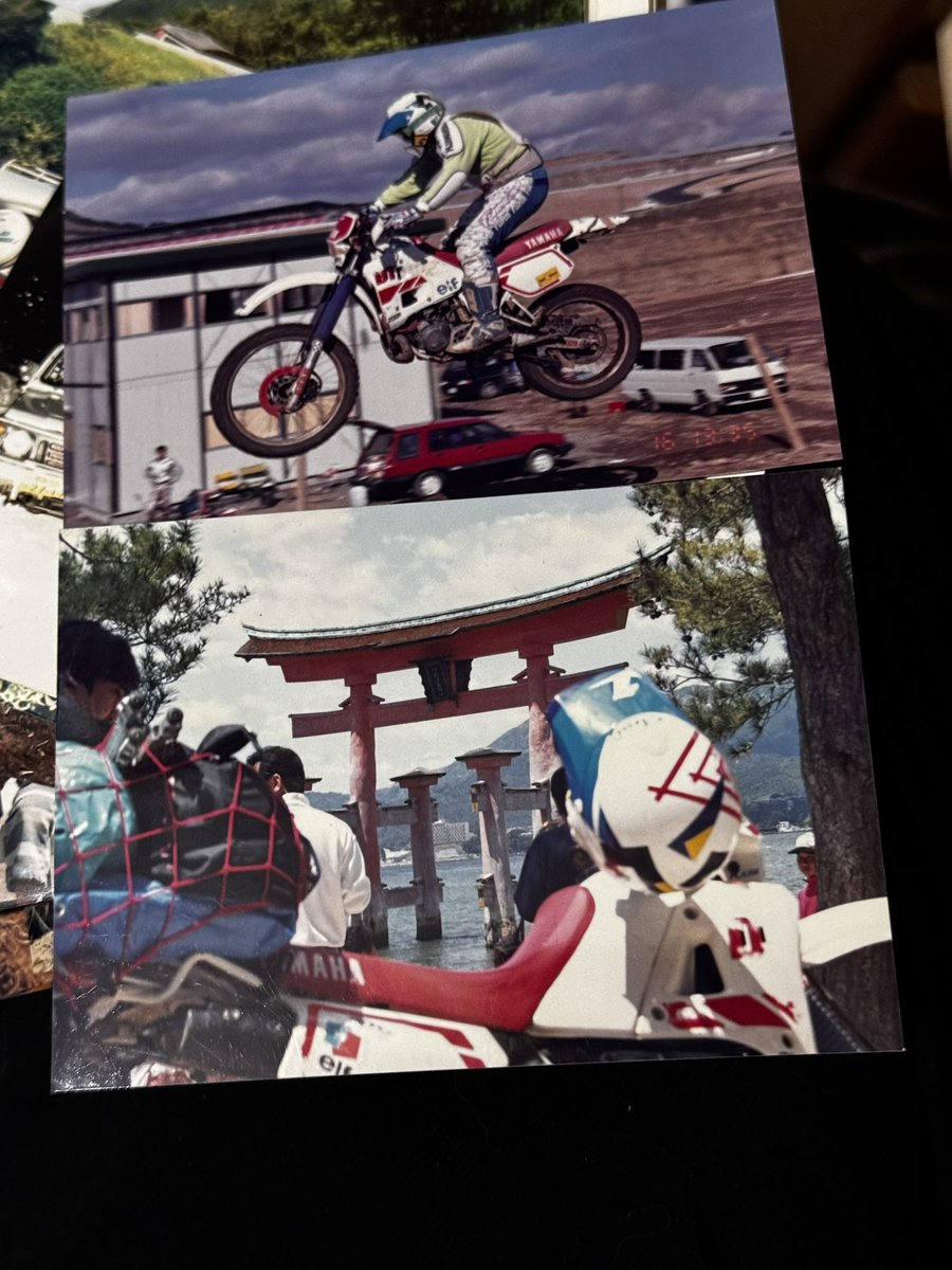 Ohisama_coffee's tweet image. 書類探してたら昔の写真出てきたw
行き止まりだったり、コース走ったり、ジャンプしたり、ツーリングしたり、レースしたり。(太ってたなぁ)
若い頃は遊びまくってたようだ
(今もかw)
#DT200R #KS1 #SJ30