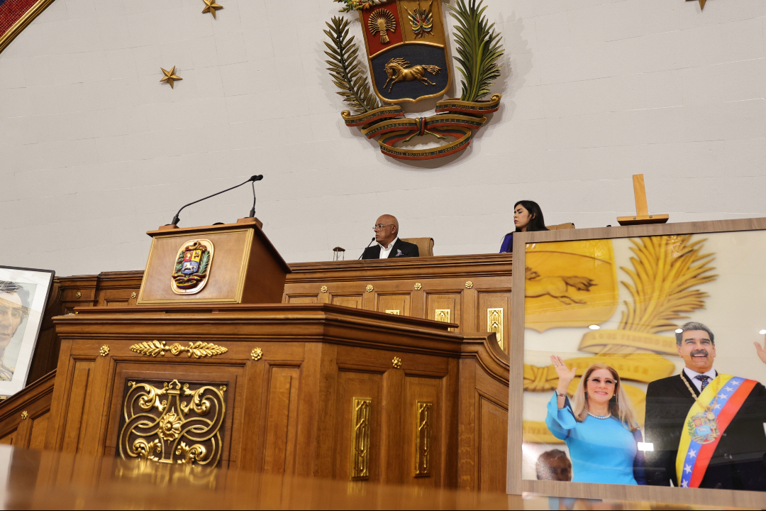 Nicolas Maduro Guerra tweet media