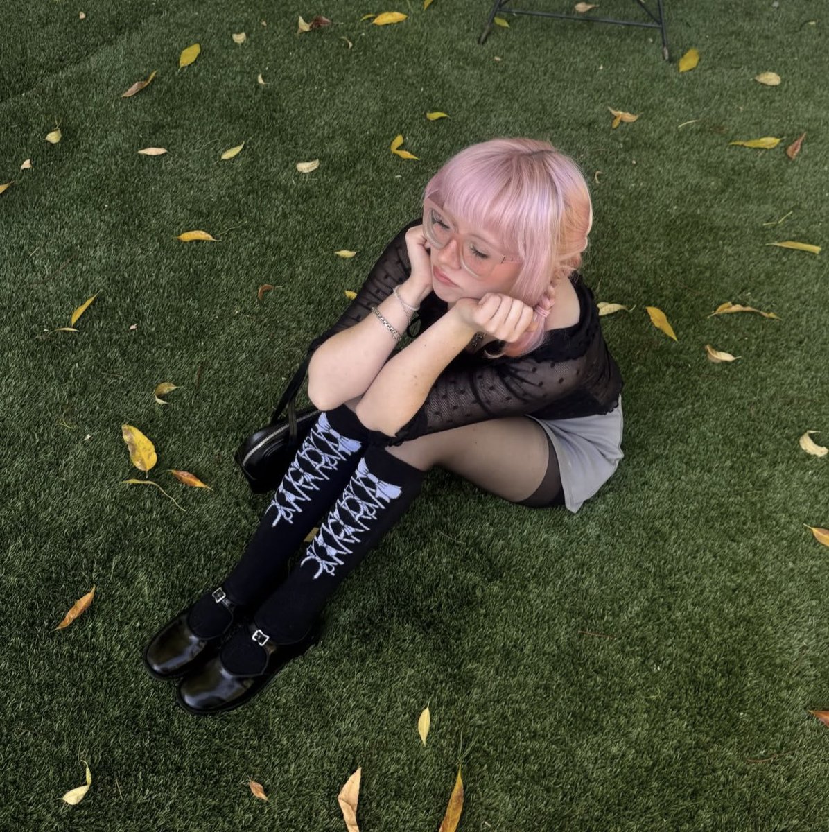 the two lips thinker 𓆩♡𓆪 tweet media