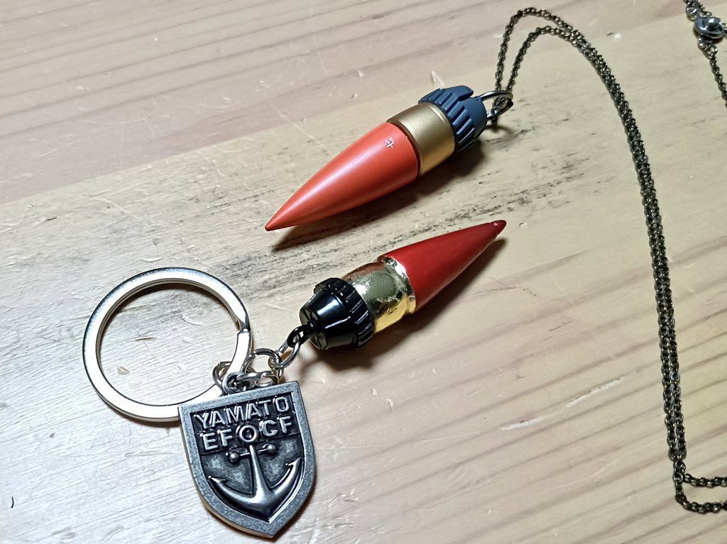 2章パンフのCG見て作ったうちのタマタマと比べると海軍の徹甲弾風に