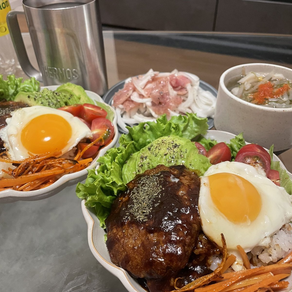 punimema21's tweet photo. 週6ワンオペ夫はフル出社、息子は昼寝トータル平均1時間半、夜は通しで寝てくれへんから寝ても長くて3時間まで、両実家遠方、これで毎日ご飯も作って家事してんのええ女すぎるわ！！！（自分で褒めていくヨ❗️）
最近ご飯の写真めんどくさくて撮ってへんからまた撮っていこ。自分のモチベの為にな！！ https://t.co/tBQWp7yl7O