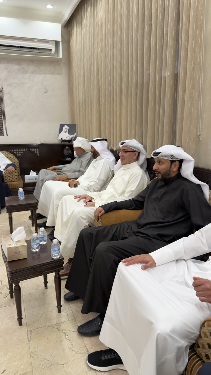 Waledalwasmi's tweet photo. تشرفنا بحضوركم 
اسأل الله ان يديم التواصل والمحبه

رمضان ٢٠٢٦ ديوان الدكتور خالد الوسمي https://t.co/N3ivhxh0AD