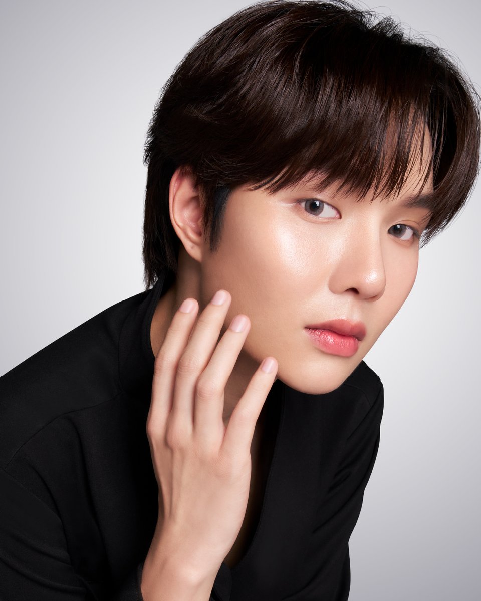 Timeless glow, radiant skin — your simple step to confident skin.

#โกสกิน #GoSkins #GoSkinsSerum #GoSkinsxKengNamping #nampingster <a href="/nampingnapat/">Namping</a>