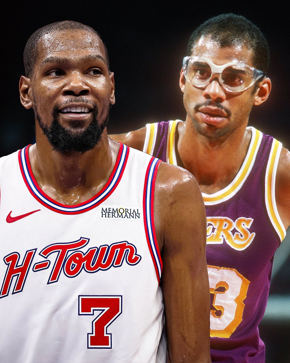 Kevin Durant's 35 points against the Hornets was his 429th time scoring at least 30 in a game 👏  

Durant ties Kareem Abdul-Jabbar for the 6th-most 30-pt games in NBA history, only two behind Kobe Bryant for 5th.