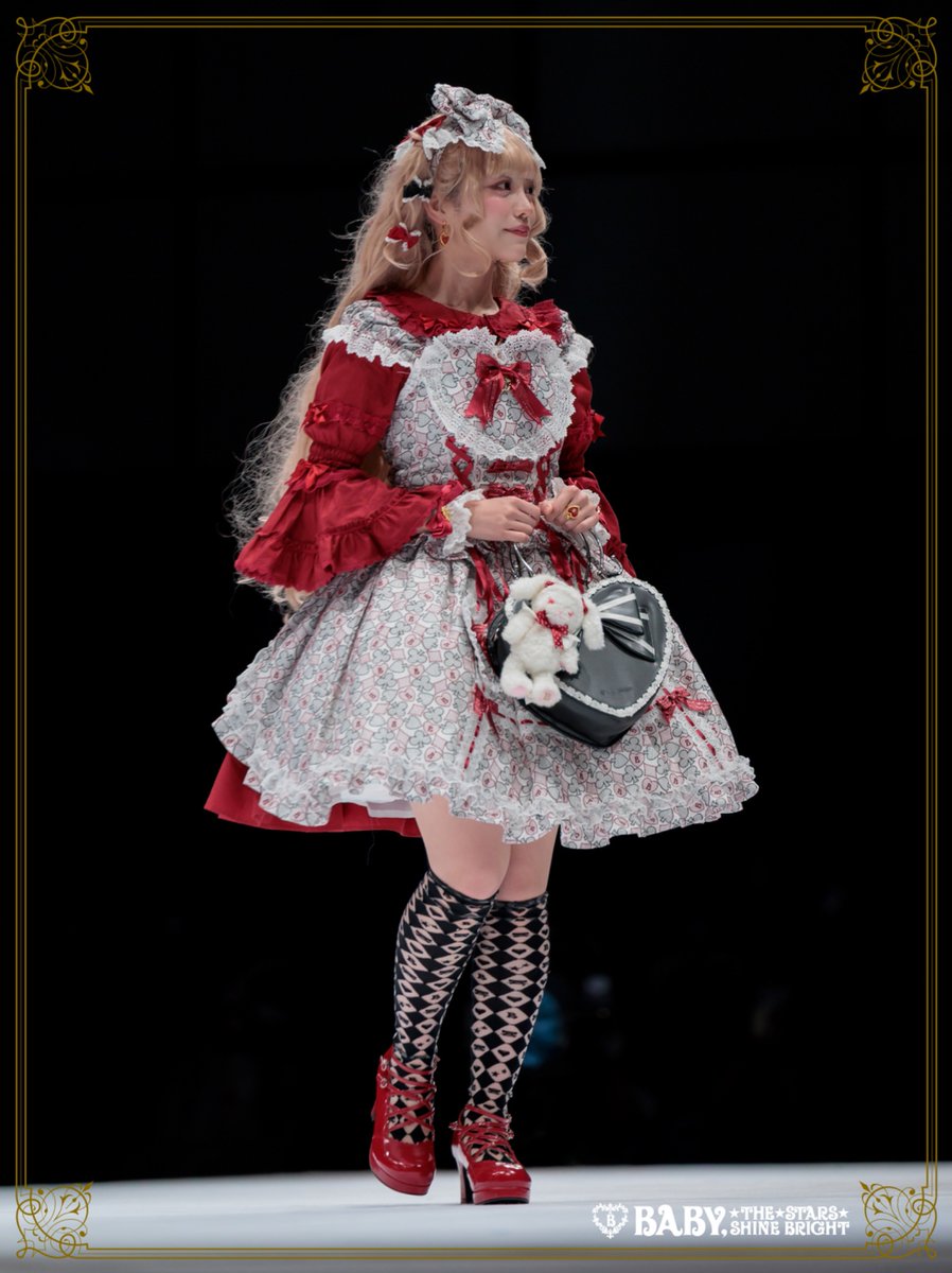 BABY,THE STARS SHINE BRIGHT ALICE and the PIRATES BRAND-NEW