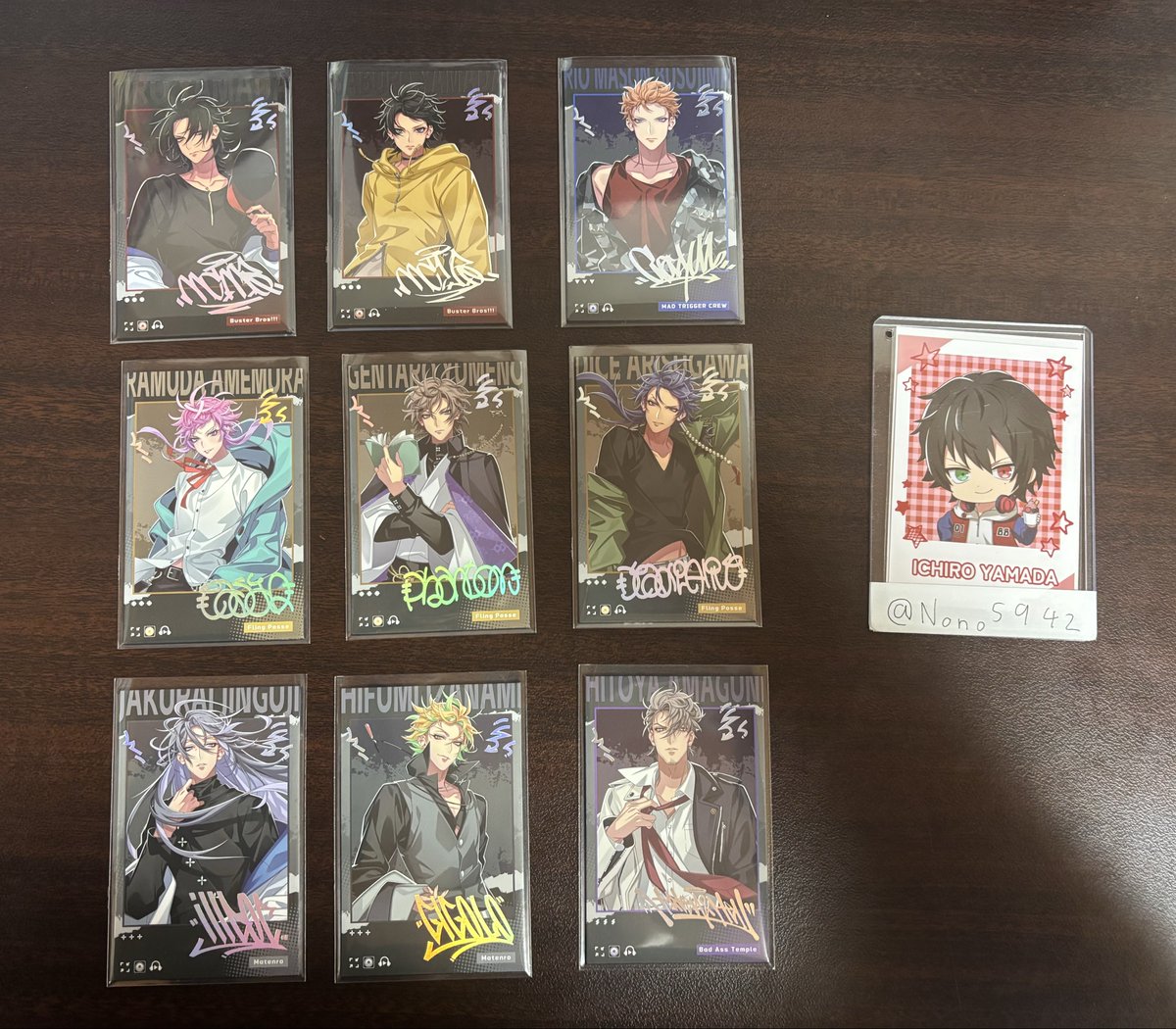 交換】 ヒプマイ ヒプノシスマイク 中国 缶バッジ チェキ風カード 譲