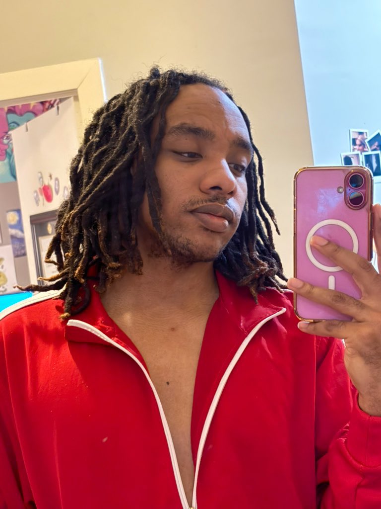 TreVaughn Malik Roach-Carter, Author tweet media