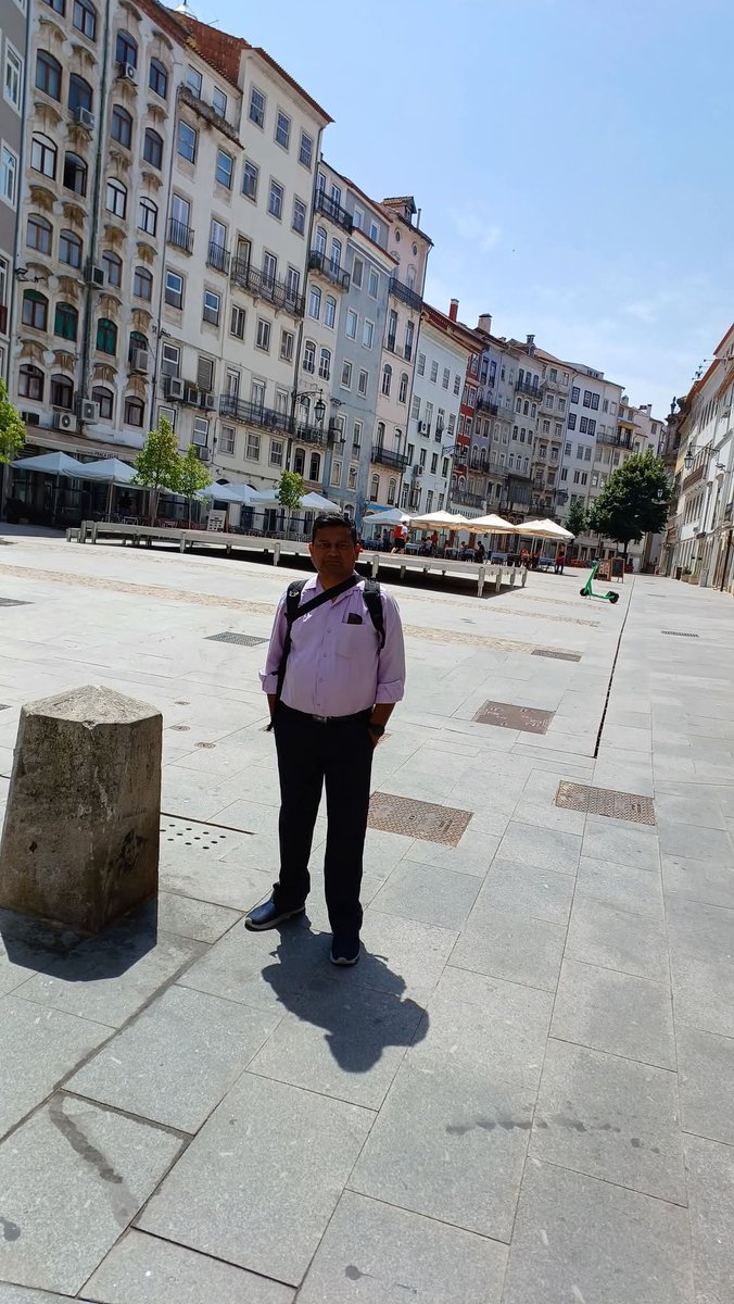 मुझे पुर्तगाल में एक ग्रीक का बंदा मिला था 

वह भारत में कुछ सालों तक जवाहरलाल नेहरू विश्वविद्यालय में ग्रीक स्टडी डिपार्टमेंट में  पढ़ाता था

उसे  हिंदी अच्छी तरह से आती थी 

भारत की समस्याओं पर जब बात हुई तब उसने खुला कहा कि हमारा देश भी पहले ऑटोमन साम्राज्य यानी तुर्की के