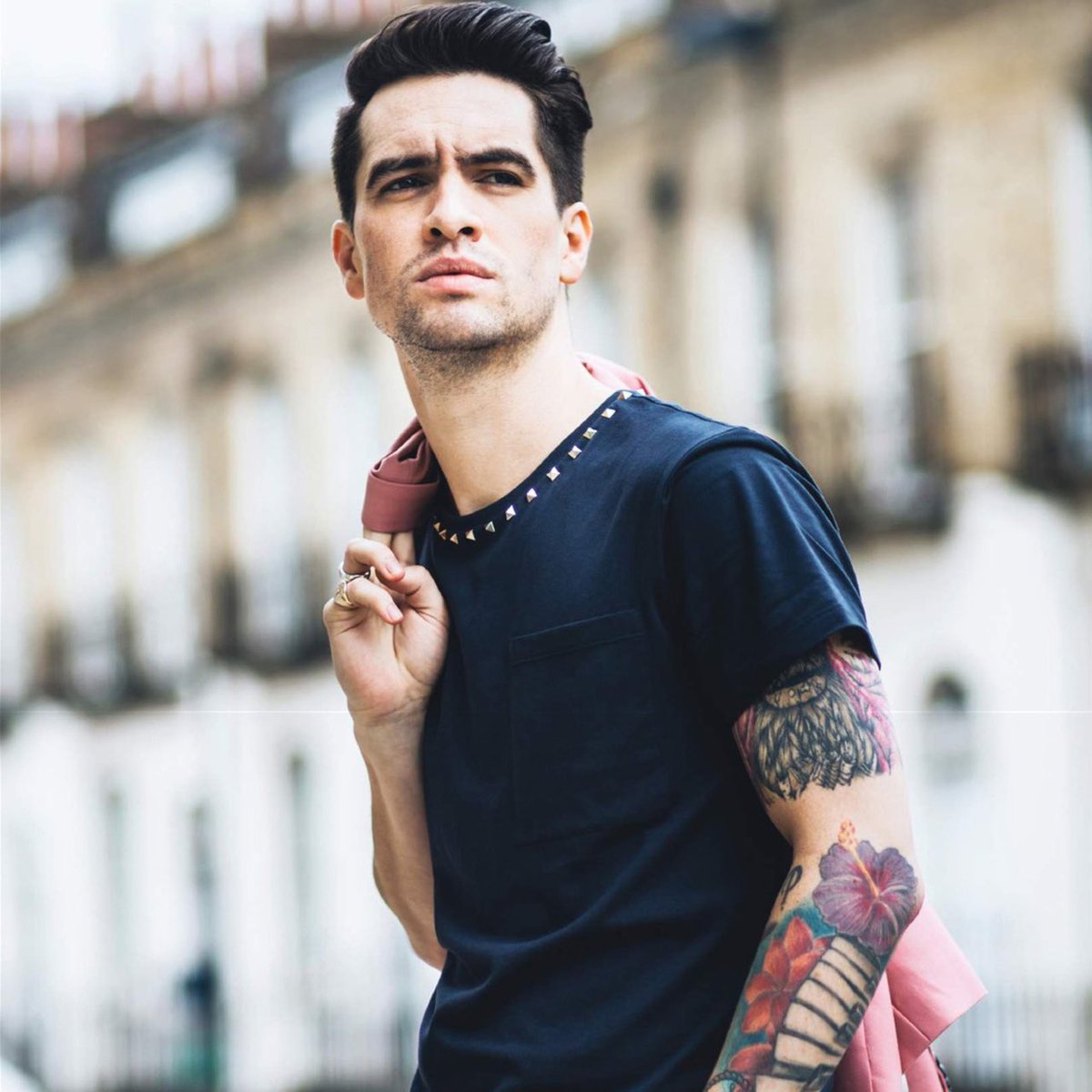 Renee 🪳🎰 tweet media