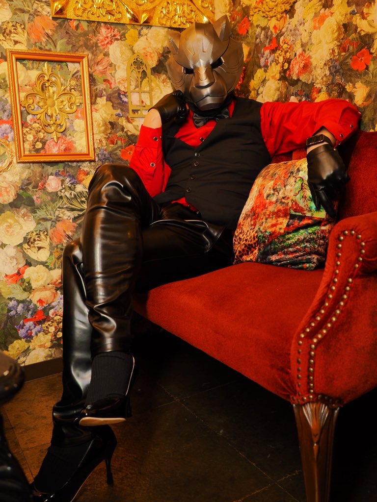 「パスタでも作ろうか？」←凄惨な出来

#メカヘッド
📷（<a href="/C35703430/">C.巧郎</a>  巧郎さん）

靴下をもっとﾂﾔﾝﾂﾔﾝのにすべきでした