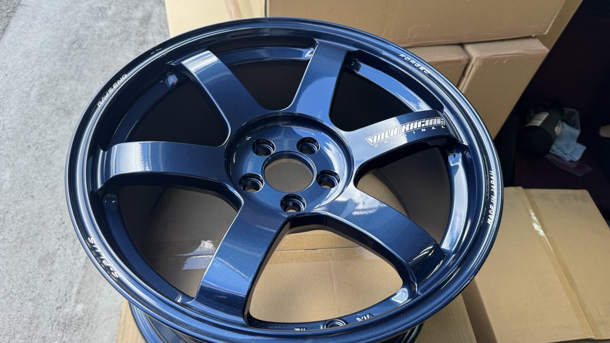 匠project×RAYS『TE37 SAGA S-plus』 人気の特注サイズ17inch×9J+38