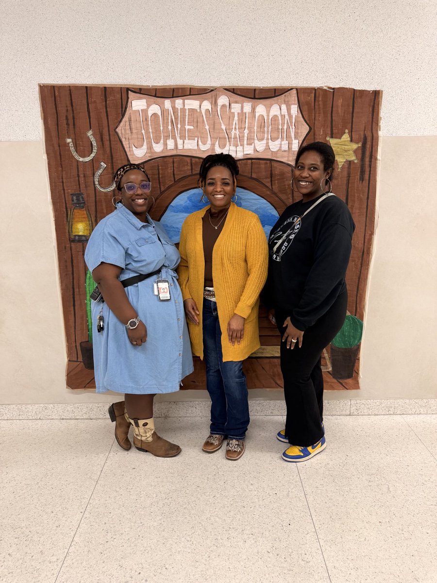 Dr.Sanders22 tweet media