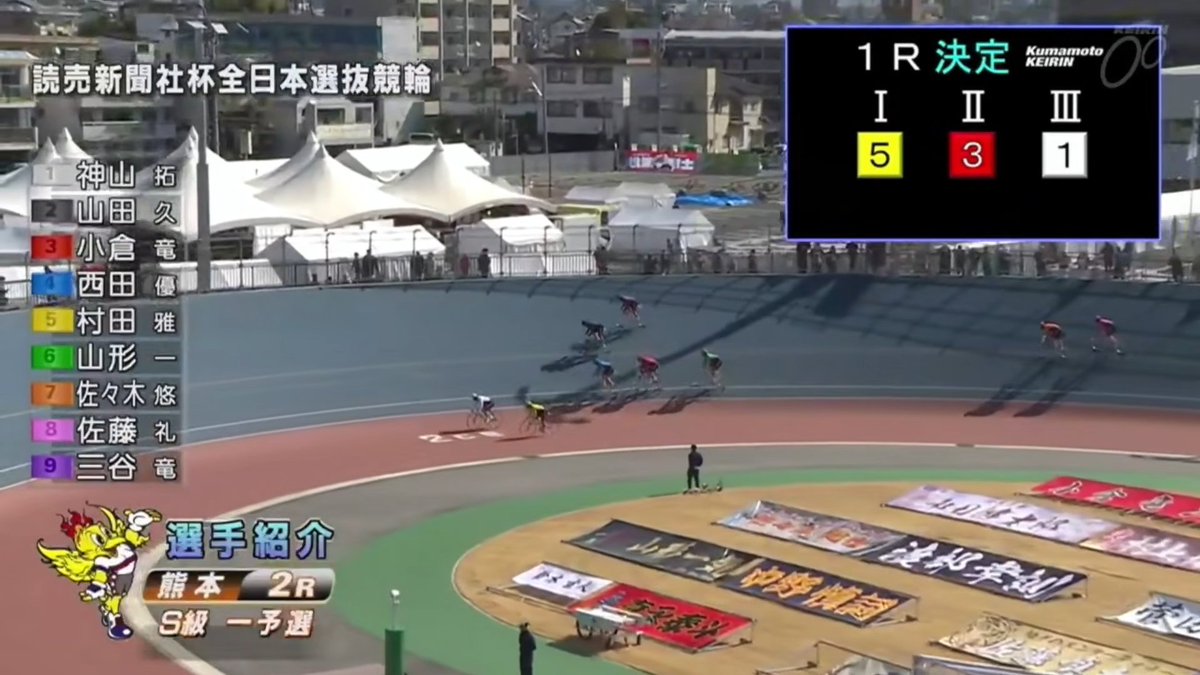 ポツンと一軒家…ってわけじゃない(T^T)