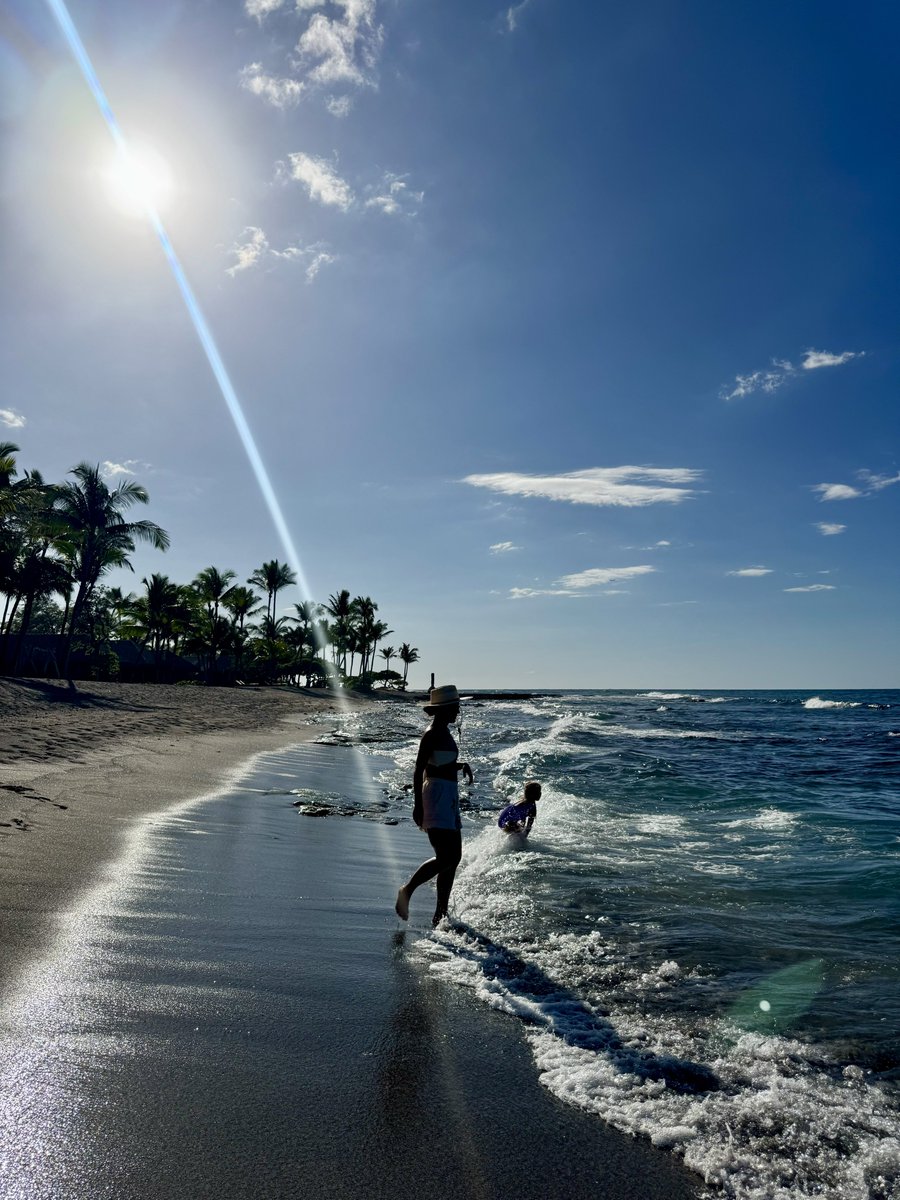 Will Compton tweet media