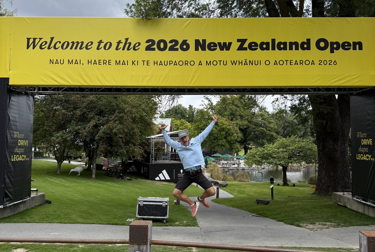 Berry Henson tweet media