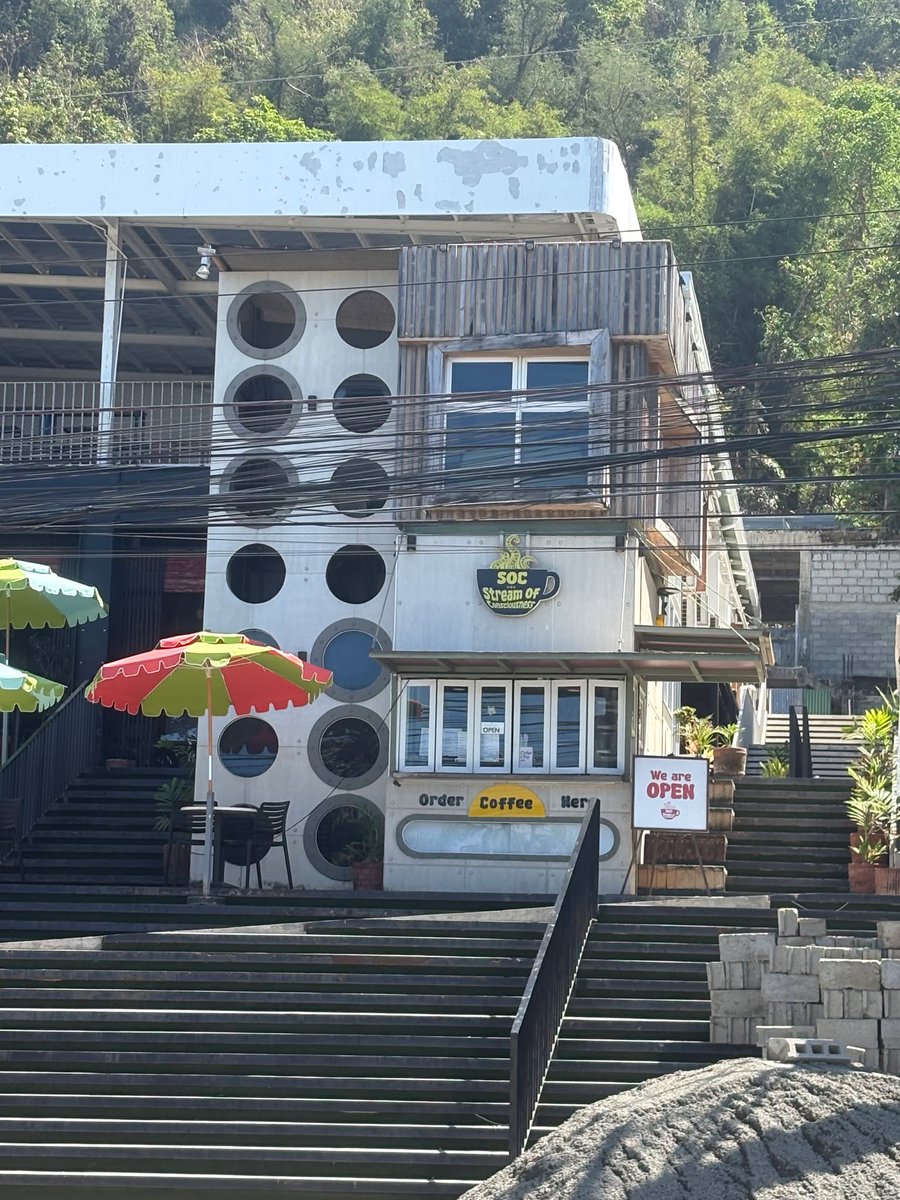 nasa elyu friend ko, sabi ko visit nya yung SOC cafe

and ang lapit lang daw pala sa kanila 🫶🏻

<a href="/MissMarisRacal/">Maris Racal</a>