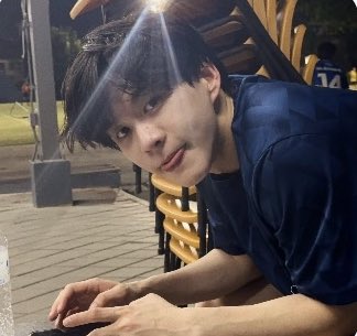 แต่ป้าให้รูปนี้คือที่ ฟิลเรียกเหว๋อๆ ละหันมาแลบลิ้นใส่