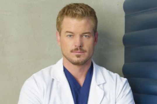 CerfiaFR's tweet image. 🚨🇺🇸 ALERTE INFO | L’acteur Eric Dane est décédé à 53 ans. Atteint de la maladie de Charcot, il était notamment connu pour son rôle de Dr. Sloan dans la série Grey’s Anatomy.