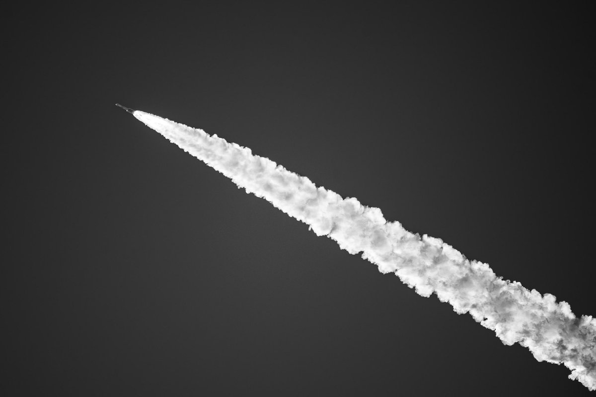 Nickolasawolf's tweet image. I basically got off a long flight after a work weekend, rushed over to Playalinda and somehow made it in time to catch Starliner once upon a time 

No matter the controversy, the launch looked nice 

#starliner #spaceflight #rocketlaunch #unitedlaunchalliance #nikonphotography