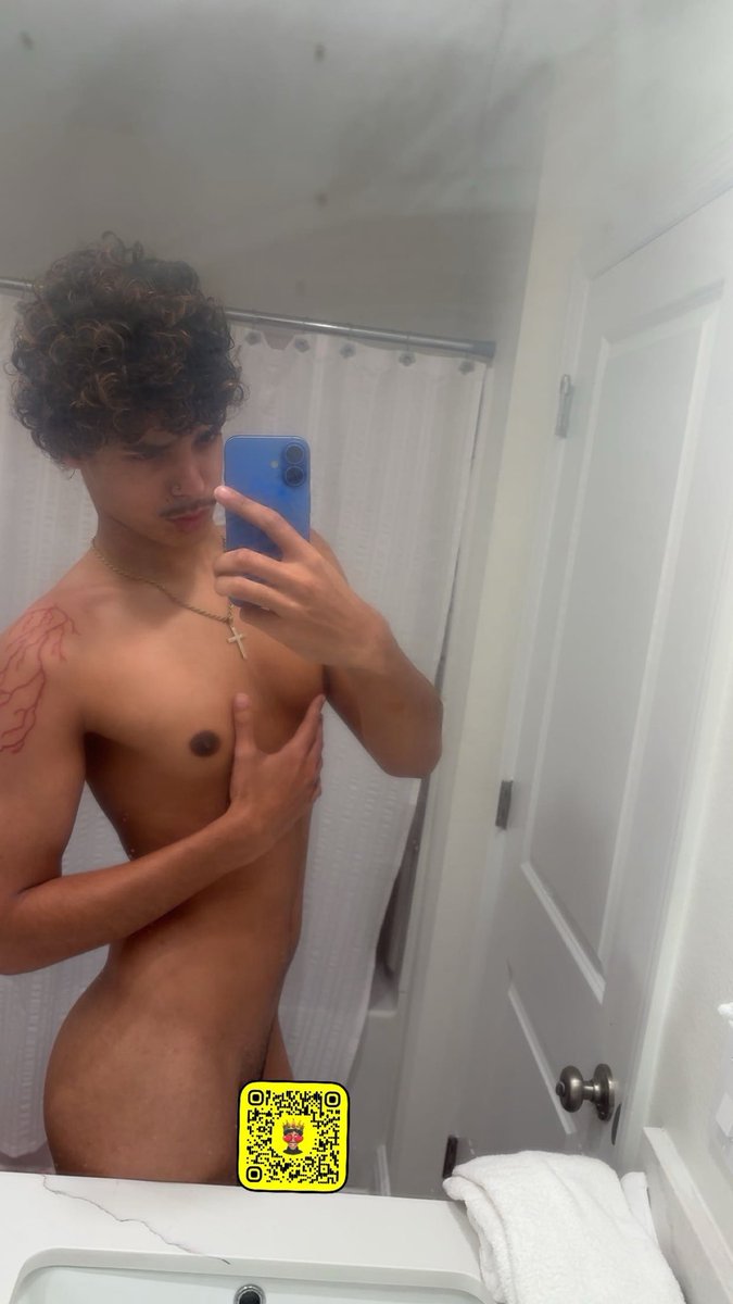 👑carter tweet media