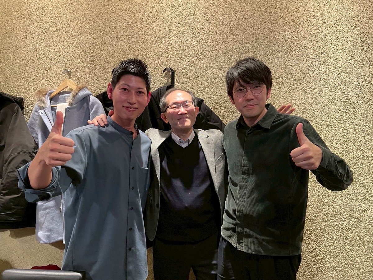 5pK0u6BoPN38706's tweet photo. 先日、笹田ゼミで心温まる時間を過ごしました。

博士後期1名、修士1名が節目を迎え、先生およびゼミ生の皆さんがお祝いをしてくださいました。

支えてくれた皆さまに感謝！
また次のステージへ。

good job!!! https://t.co/htsVqoF1zT