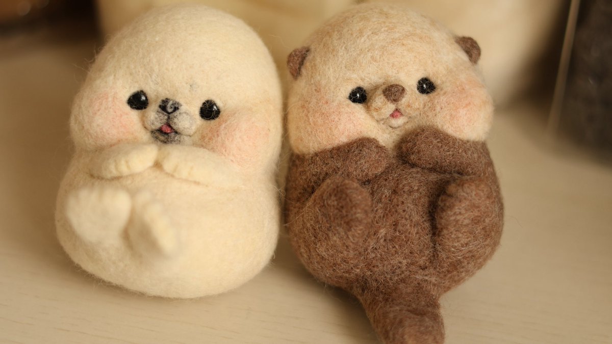 あざらしちゃんとラッコちゃん
同じポーズになるように作りました。