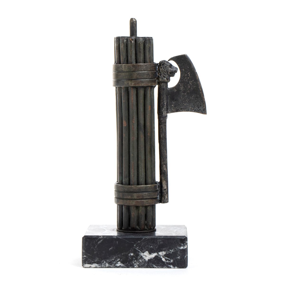 <a href="/WeimarWillhelm/">Weimar William</a> "Fascism" is just "fascio" which means a bundle of sticks.

The representation of it is essentially all the people united in a nation.