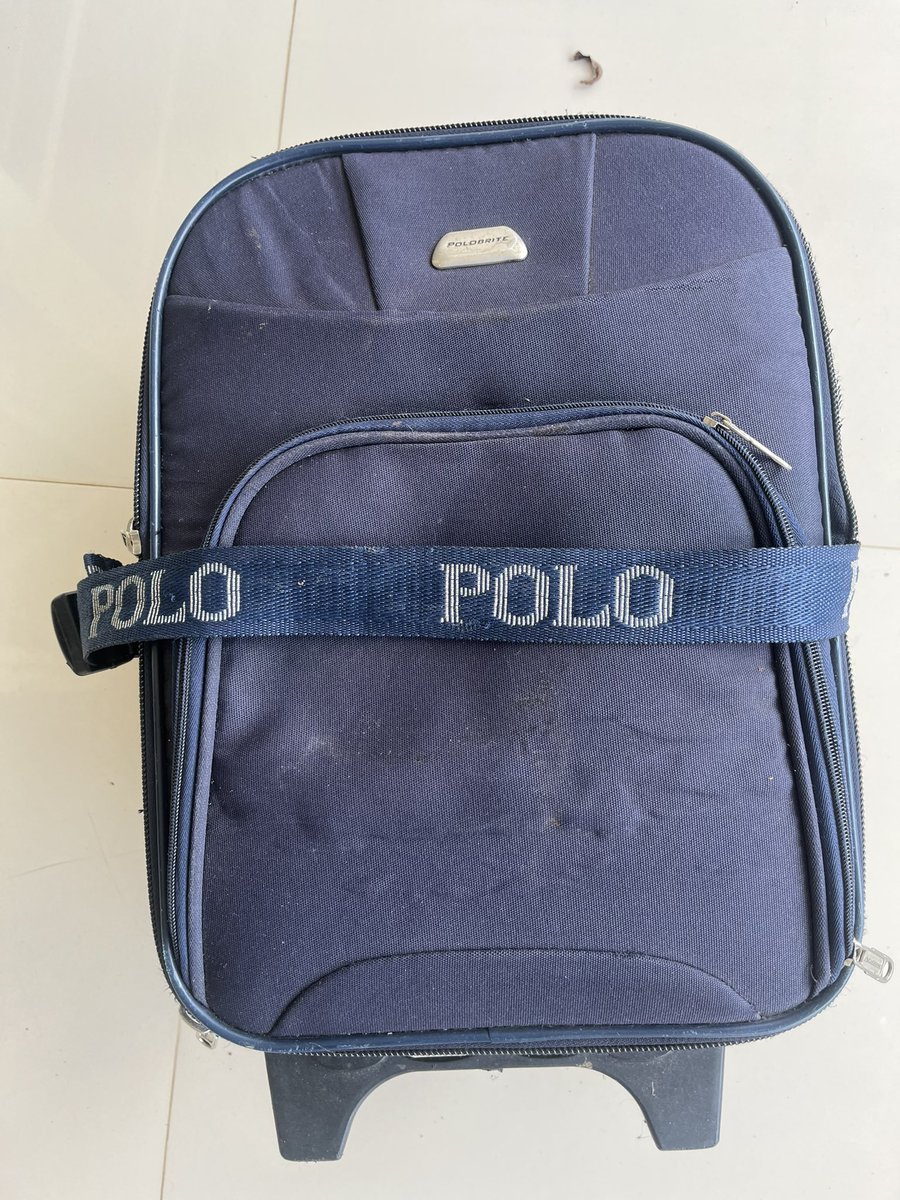 Semualibur's tweet photo. Koper polo 150 k
Kursi sender 50 k
Masih bisa nego
Wa :085156687857 https://t.co/WQflR6Lqqf