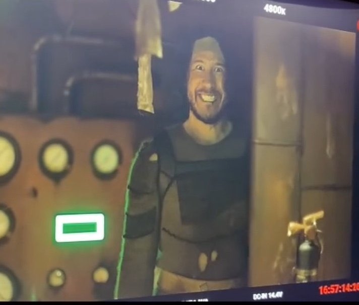 SandyBildo's tweet image. Me at the beginning of my shift vs. me 10 minutes before I leave 😌
#ironlung #IronLungMovie #markiplier #marktwt #IronLungSpoilers