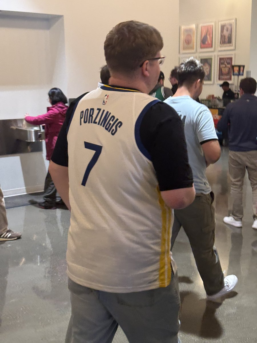 Sebastian tweet media