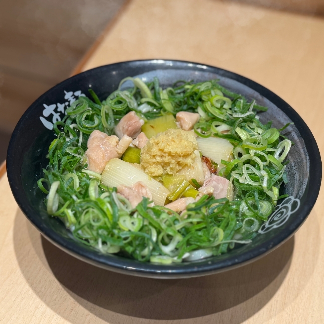 はなまるうどん では ネギのトッピングが無料です！ 追いネギで『生姜