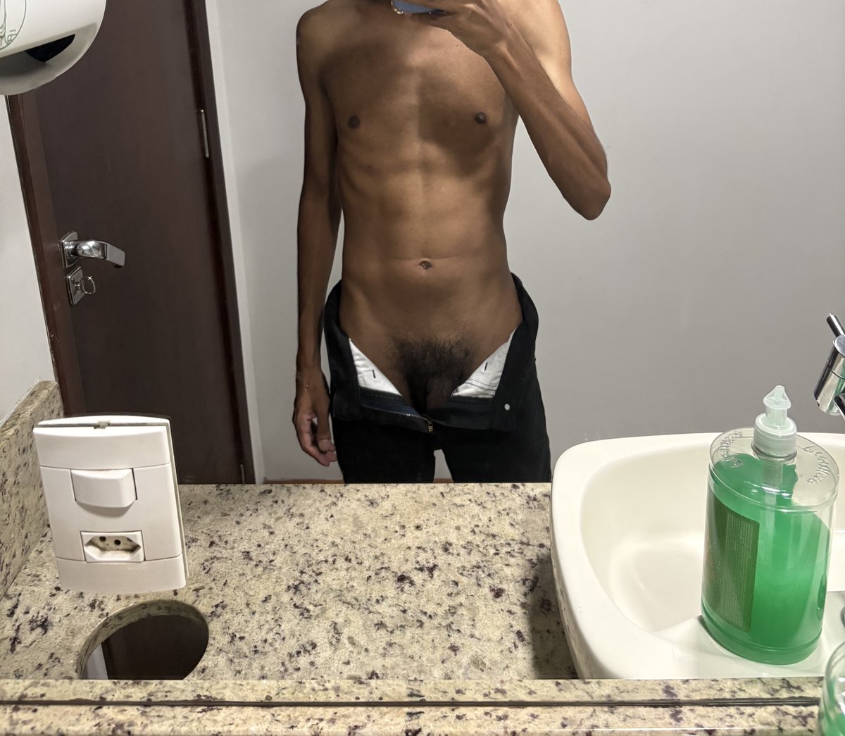 BnuNovinho's tweet photo. Conteúdo novo 🤤😏, vai lá da uma olhadinha 
https://t.co/ifpQXdaSlB

https://t.co/b1Qsp1XFOP…

#tactel #nsfw #gayporn #hardcock #horny #Exhibitionism #exibicionista #brasil #brazil #piroca #pinto #tesao #pauduro #crusinh #saopaulo https://t.co/C0WhnpoRfx