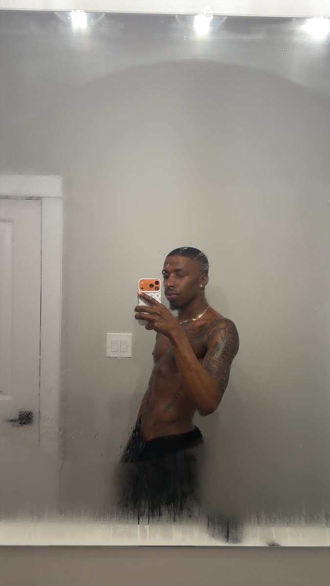 PlayBoi Co👅 tweet media