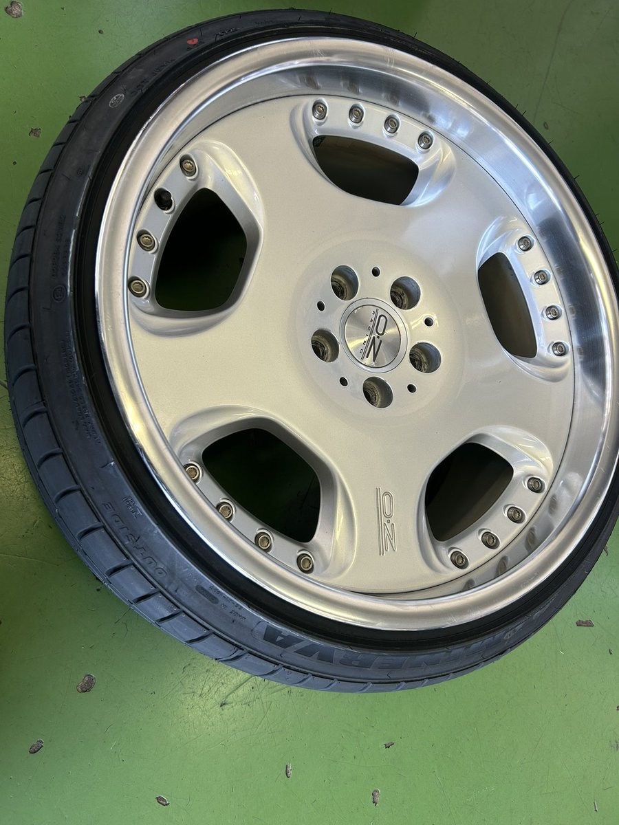 OZホイールの名作😊 ディッシュタイプと言えば《オペラ》 めちゃくちゃ