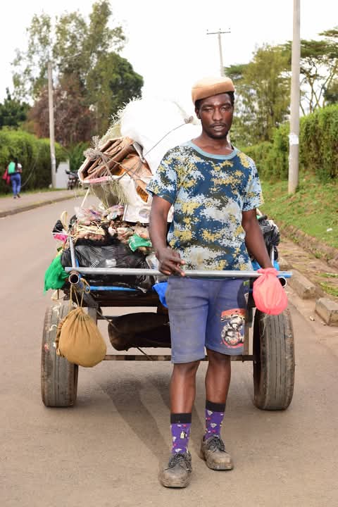 ClintonObonyo's tweet photo. Wanted 
Here is the man behind the pain baby Dashel Mwendwa is going through.  The man who made this innocent soul to be in hospital fighting for life. He is the man who could not stand taking care of another man's children despite him convincing and marying a mother of two Mary Natasha who is 6 months pregnant for him.

The man has gone missing despite the efforts by Mwiki police officers who continue to search for him. The man is said to be dangerous and carying a very sharp knife. 

His name is Nicholas Mutinda.  Members of public are advised to report at the nearest police station when you see him.