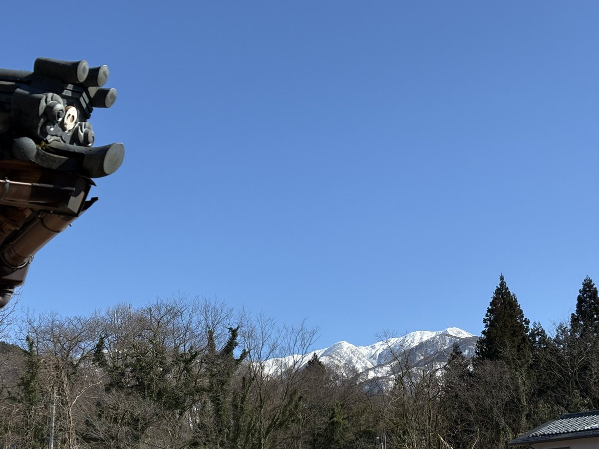 新潟の冬なのに…青空☀️
#阿賀野市
#村杉温泉
#五頭山
#晴れ