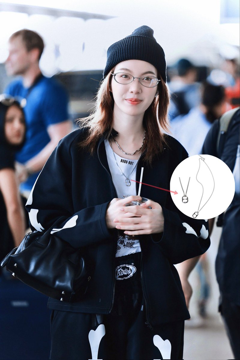 only_boomtag's tweet image. Orm always presents something new and somehow, every single look suits her perfectly. She evolves with each appearance, yet everything feels naturally her 🤍

#OrmAirportLook 
#Ormkornnaphat #ออมกรณ์นภัส @ormmormm