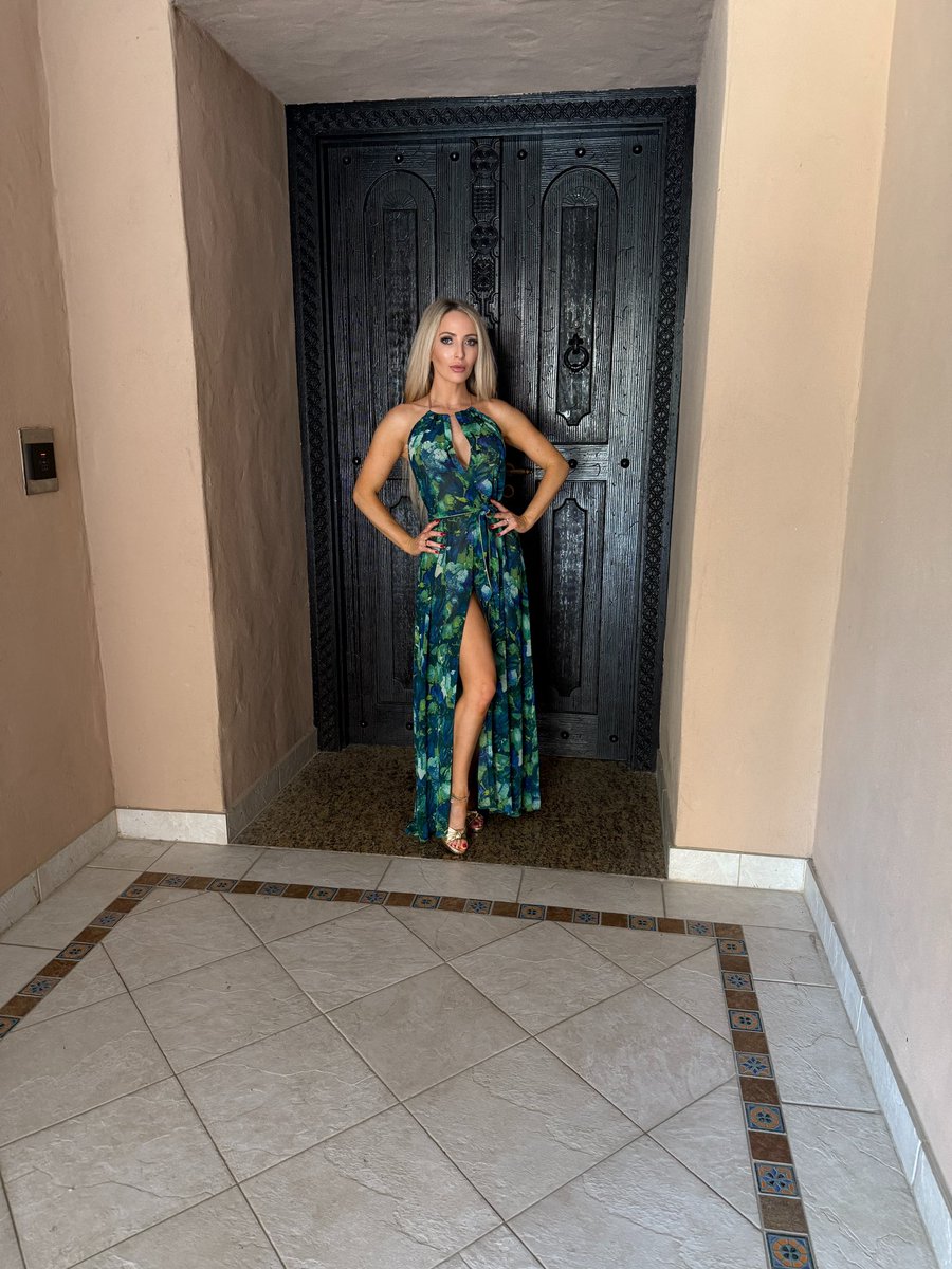 Miss Courtney tweet media