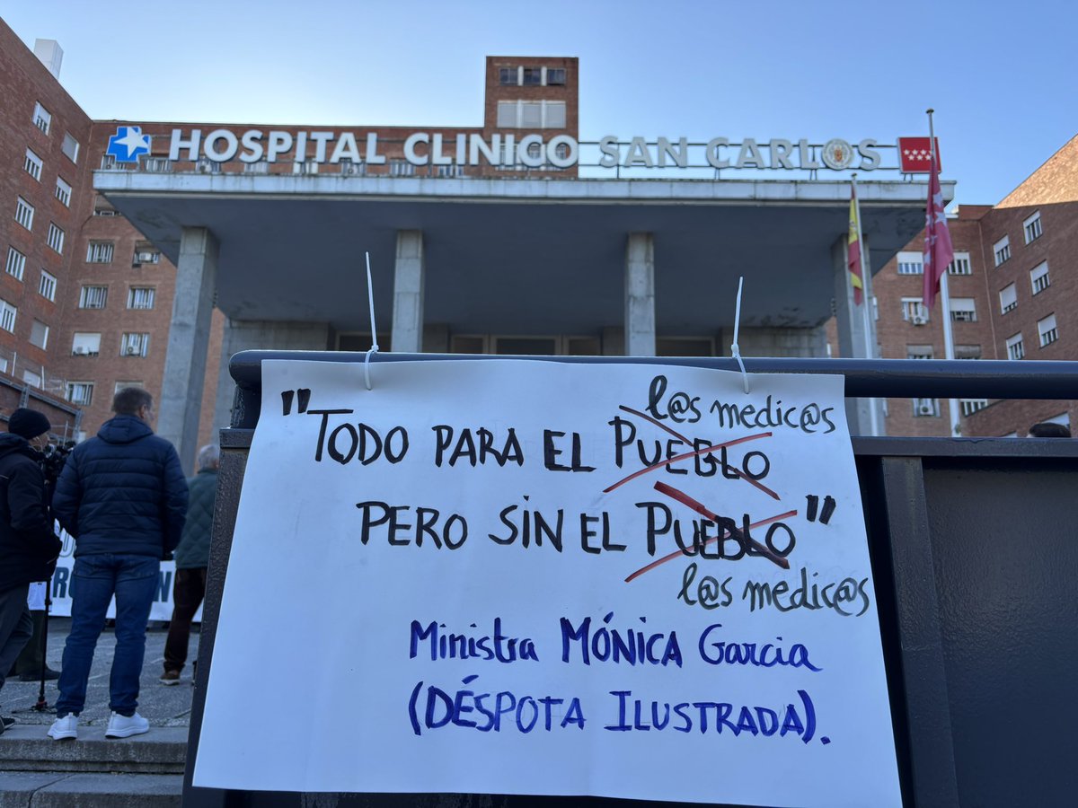“Todo para el médico, pero sin el médico”