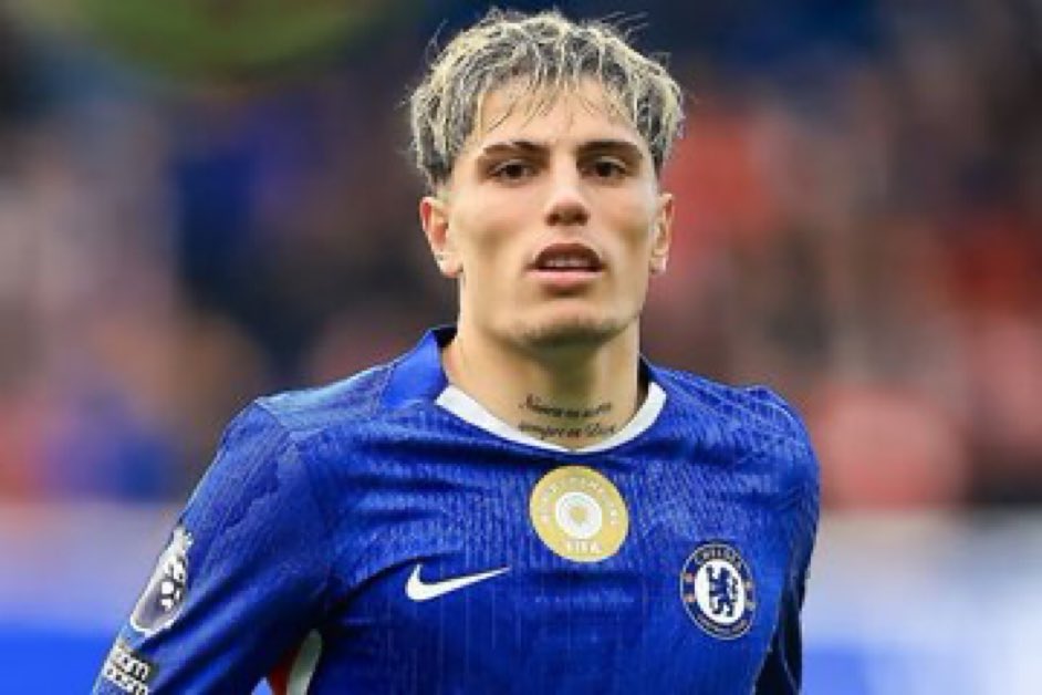 TraderReuben's tweet image. 🚨Sources indicate that Alejandro Garnacho believes he needs more regular first team minutes and will assess his options ahead of the summer transfer window if things doesn’t change.