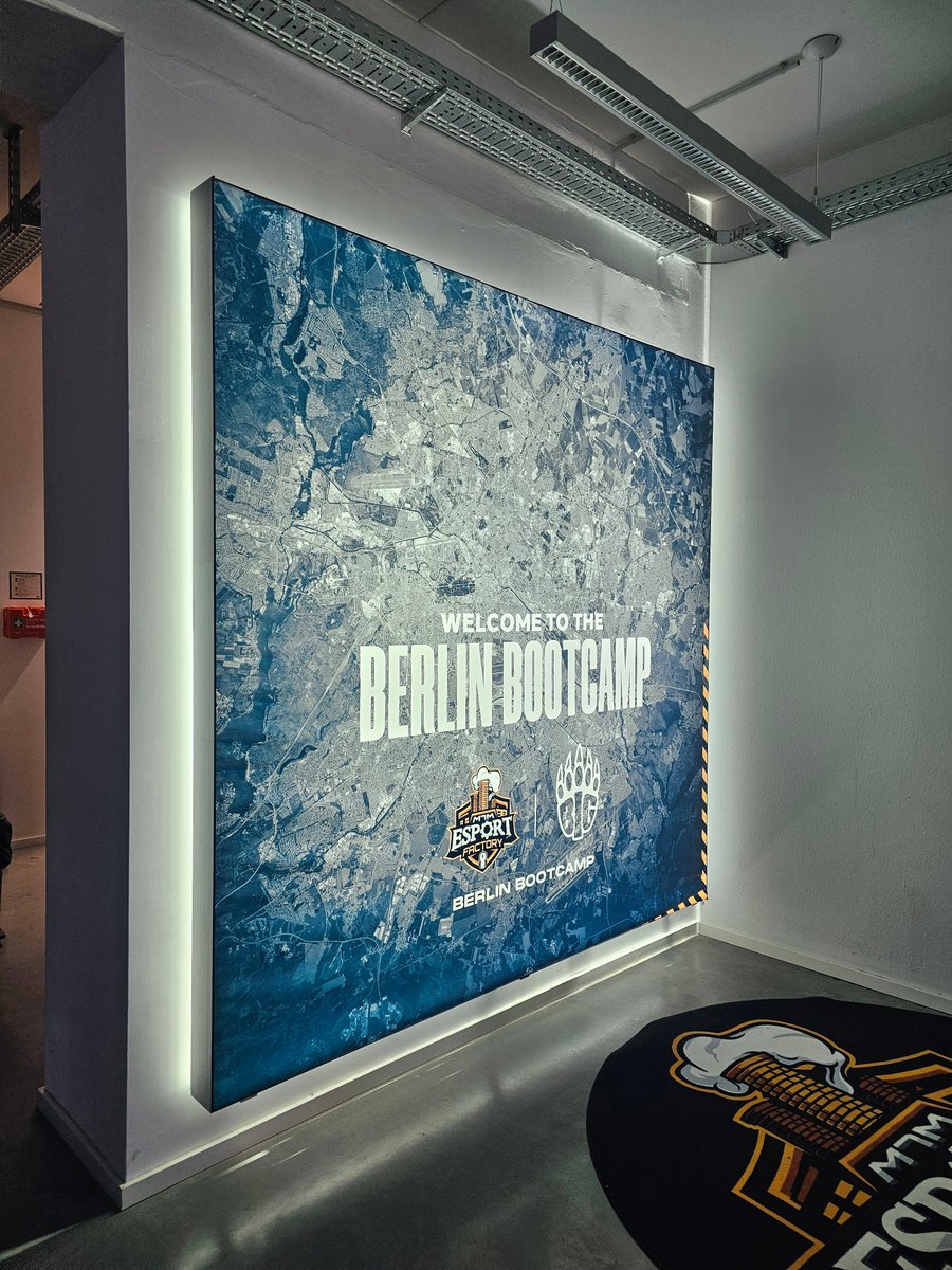 CEO of Cache tweet media