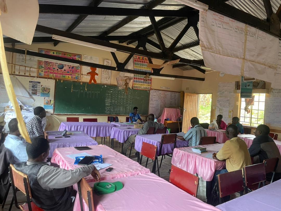 EmpowerMalawi's tweet photo. Tuesday: Our team traveled from Nkhata Bay to Chikwina TDC to meet Head Teachers on Light Library sustainability under the Solar Schools Programme.

Strong commitment to improve implementation.

Thanks to SunnyMoney Malawi &amp; Next Energy Foundation.

#SolarSchoolsProgramme #LightL https://t.co/J0eeLAw2VT