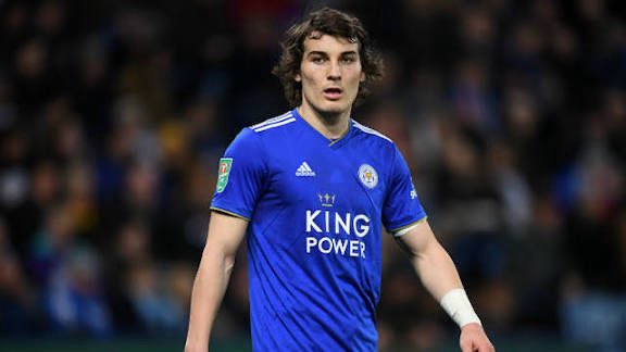Çağlar Söyüncü, sen PL’de şov yapmış, ayın kadrosuna girmiş oyuncusun. A. Madrid’e transfer olduğunda Simeone bırakmak istemiyordu seni.. bu camiaya borcunu öde.
Taraftar, Skriniar’ın yokluğunda bu kadar tedirgin oluyorsa, bir özeleştiri yap, kendine saygın olsun.
