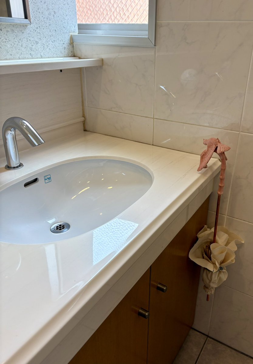 アートテラー・とに～ tweet media