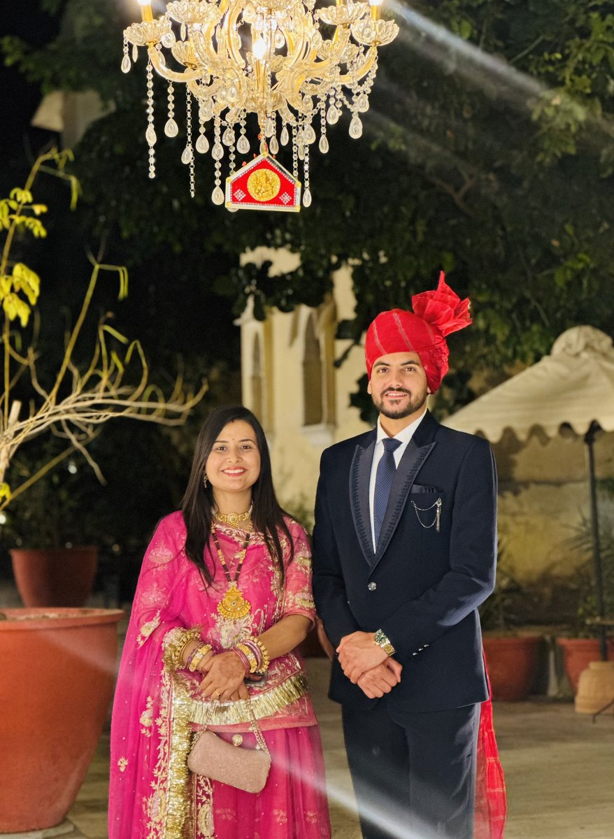 जीवन साथी को कनाडा सरकार 🇨🇦 में इनकम टैक्स ऑफ़िसर बनने पर बहुत बधाई और शुभकामनाएँ , वीर तेजाजी का आशीर्वाद सदैव बना रहे ।
<a href="/mukeshranwa333/">MUKESH</a>